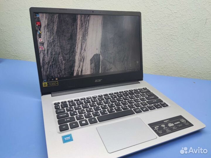 Ноутбук Acer для работы и учебы