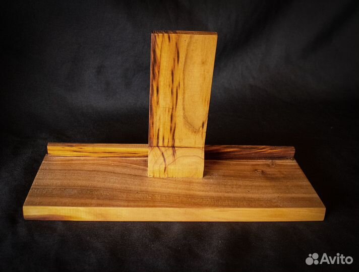 Подставка для планшета деревянная