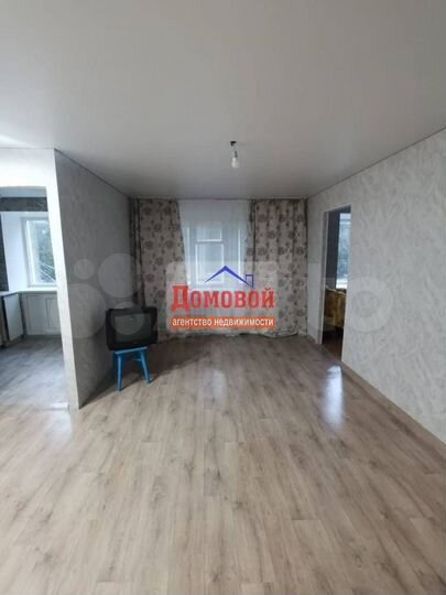 2-к. квартира, 43 м², 3/5 эт.