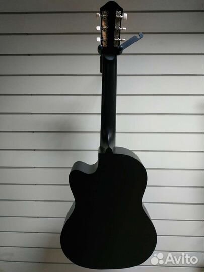 Акустическая гитара