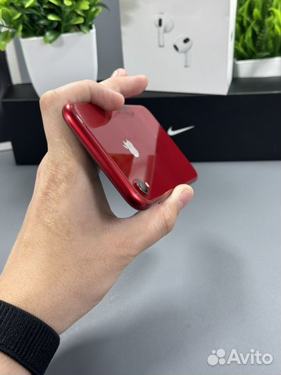 iPhone Xr, 128 ГБ