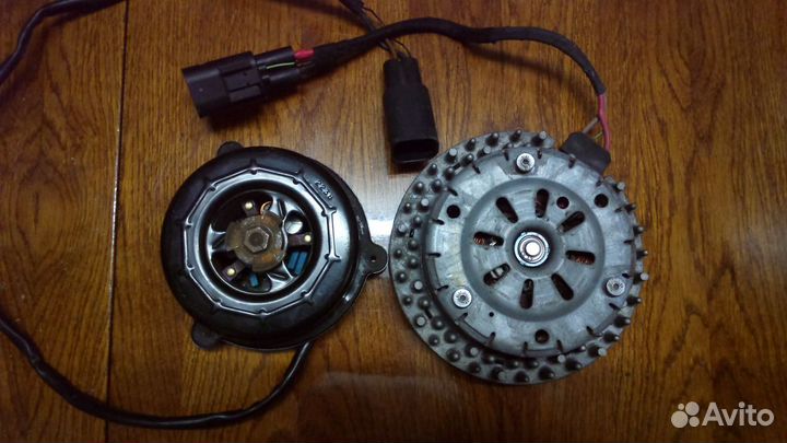 Моторчик вентилятора BMW 6921321