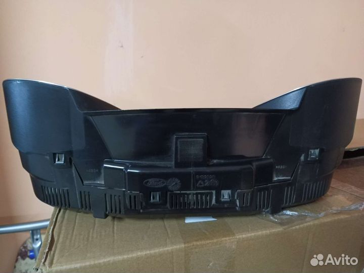 Приборная панель Ford Focus3