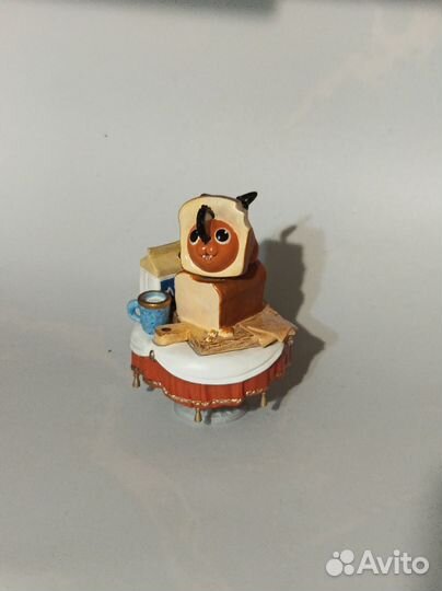 Почита фигурка