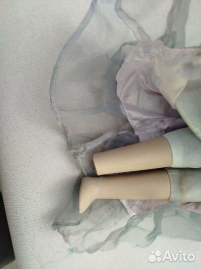 Кукла фарфоровая высота 40 см