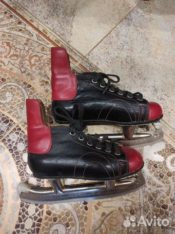 Коньки хоккейные