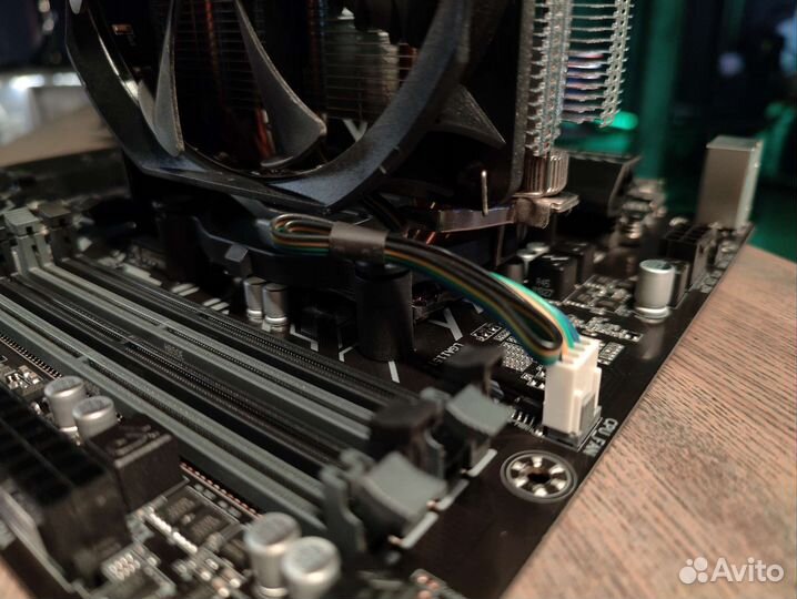 Intel core i5 + z370 gigabyte+ Win10pro+ охлад