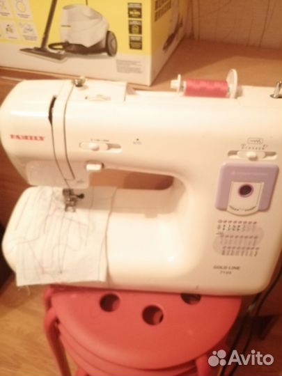 Швейная машина Family