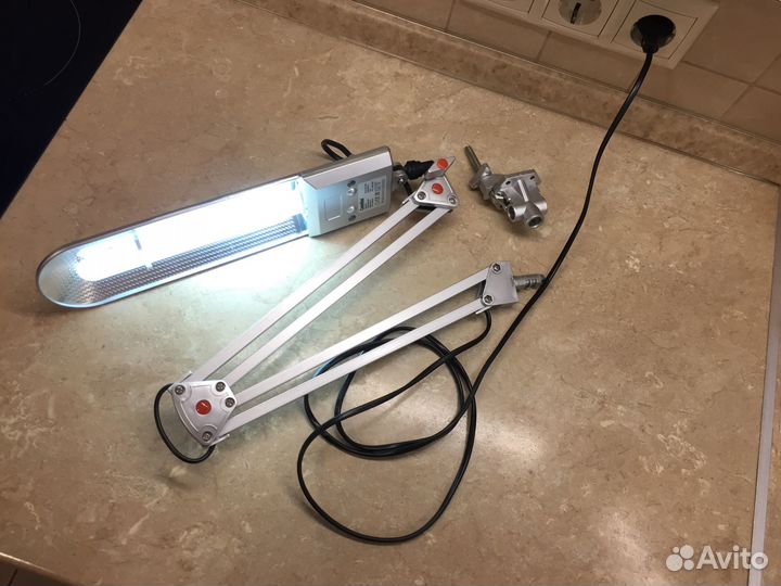 Лампа настольная Camelion