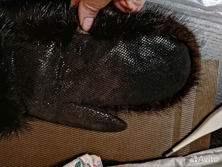 Норковые варежки детские и взрослые