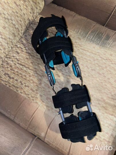 Коленный ортез