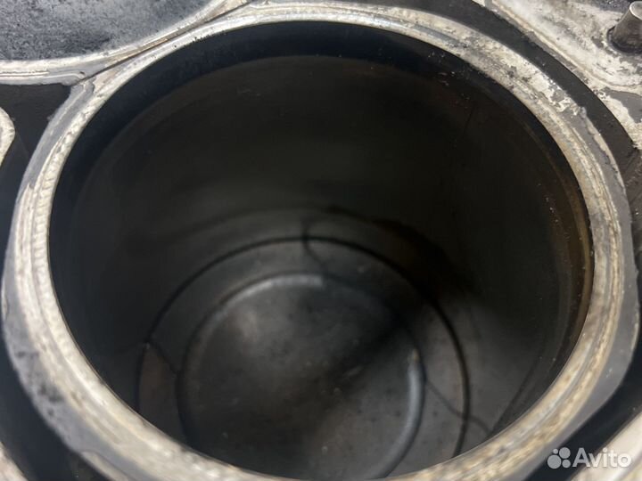 Блок двигателя в сборе гольф 4 шкода тур AKL 1,6