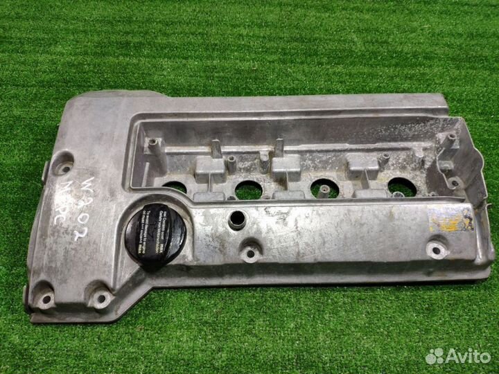 Клапанная крышка Mercedes Benz C w202 M111E20