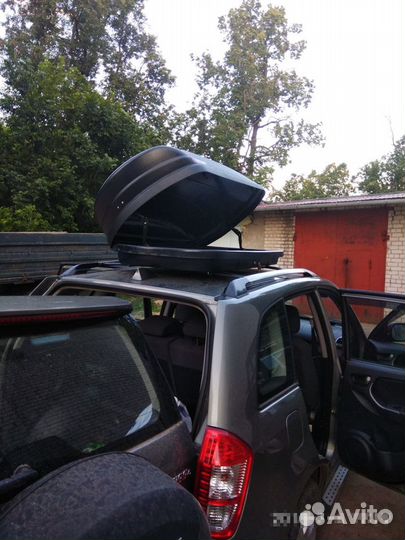 Автобоксы на крышу Ветлан 350 л на Nissan Presage