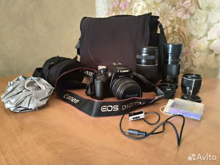 Комплект фототехники Canon 1000d
