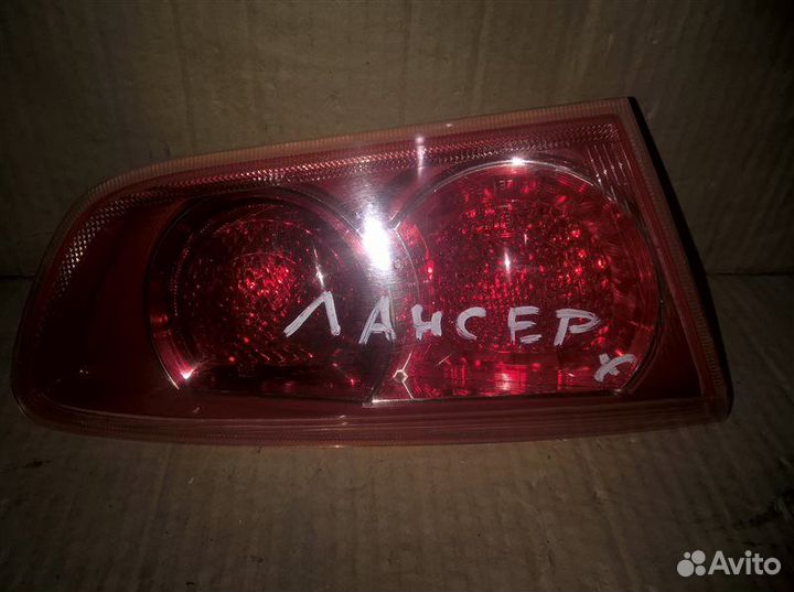 Фонарь левый Mitsubishi Lancer 10 2008