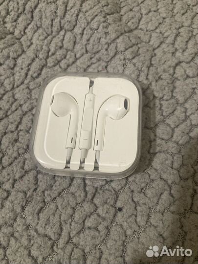 Наушники apple