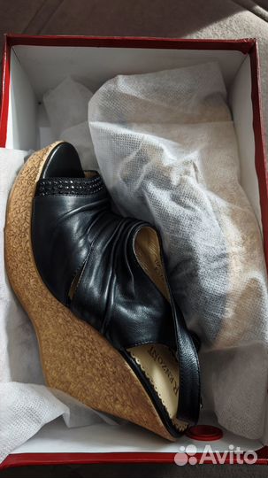 Босоножки натуральная кожа р 38