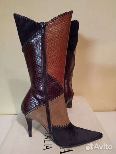 Эксклюзивные сапожки на 35 размер