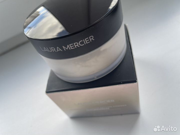 Laura mercier пудра