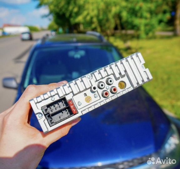 Магнитола pIoneer MVH-520SBT