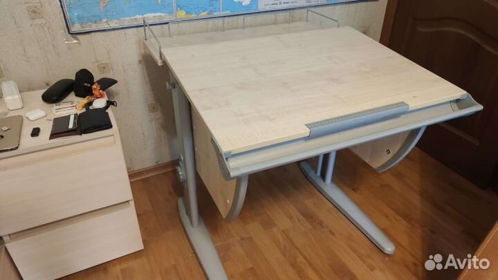 Детский письменный стол трансформер