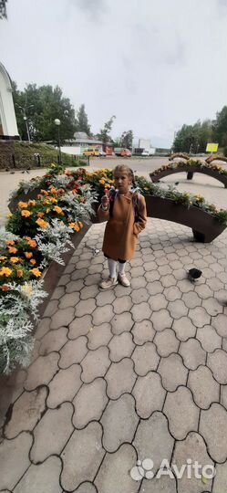 Пальто для девочки 134-140