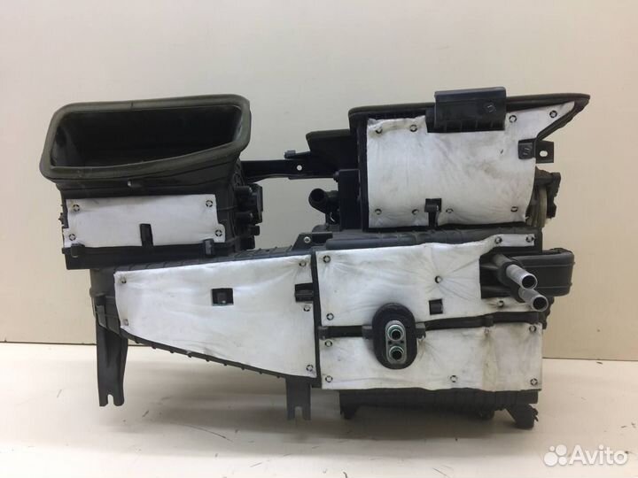 Б/У Корпус отопителя 972052Y050 Hyundai-KIA