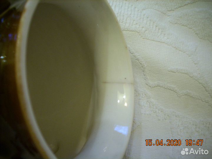 Большой керамический горшок для пищи