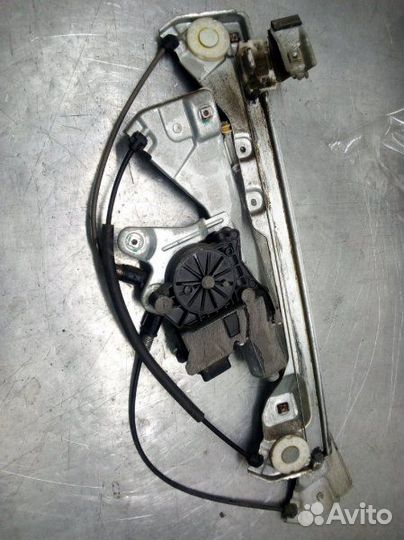 Стеклоподъемник передний левый Cadillac Cts 2010