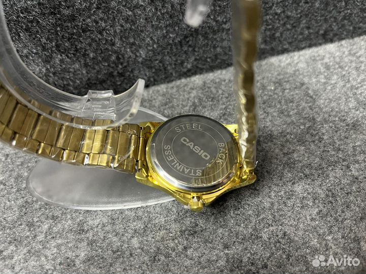Часы casio новые