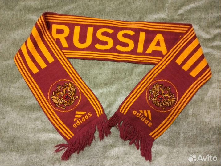 Шарф Adidas с российской символикой