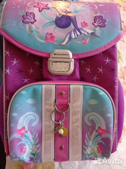 Рюкзаки школьные для девочки