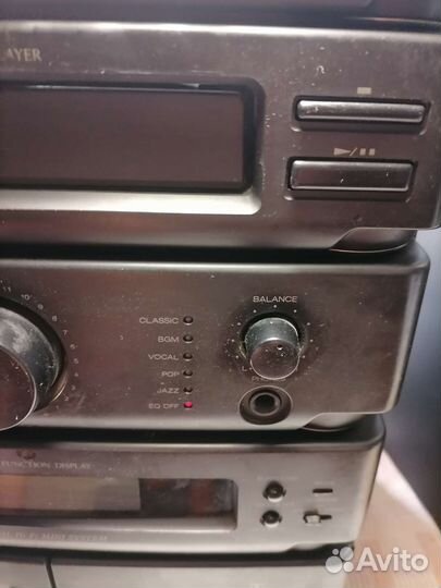 Музыкальный центр