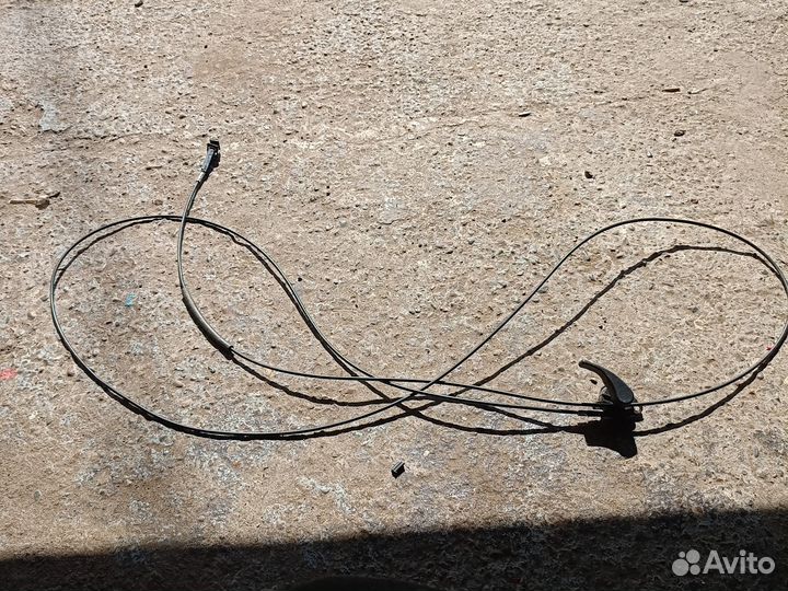 Renault Logan 2 трос лючка бензобака