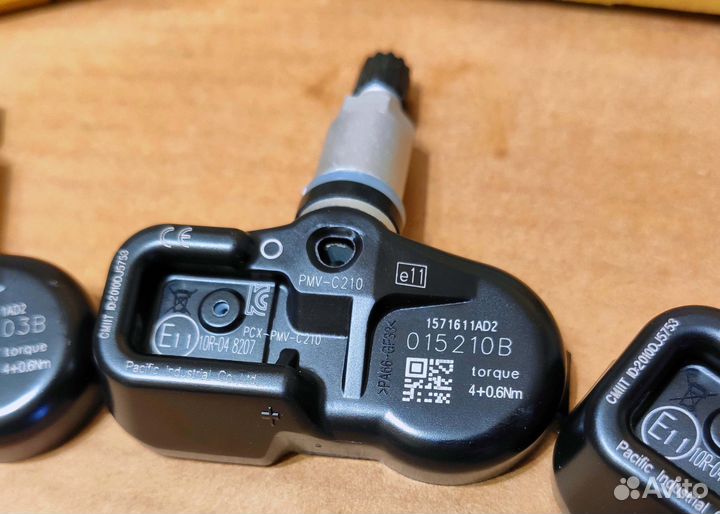 Новый ориг датчик шин Тойота Лексус 42607-02030