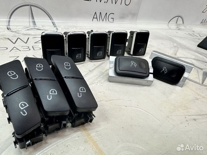 Кнопка открывания багажника Mercedes W204 М271.8