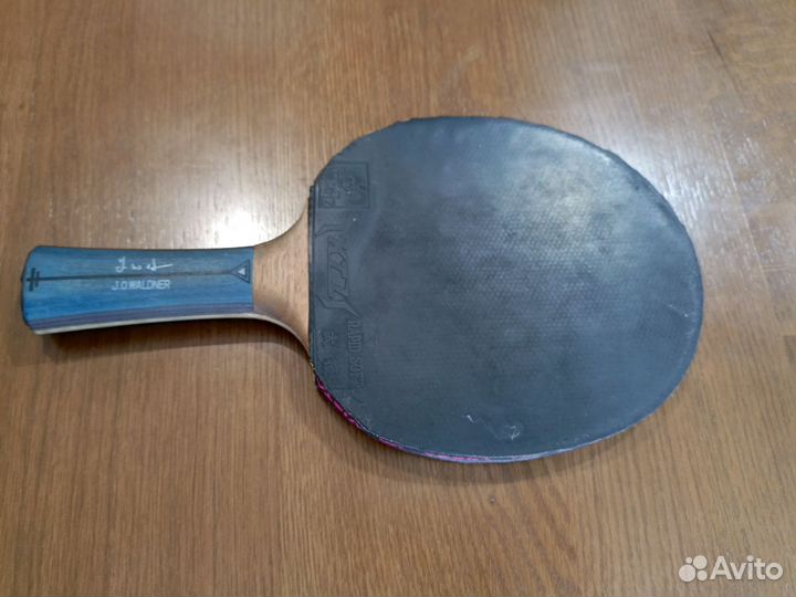 Теннисная ракетка для настольного тенниса