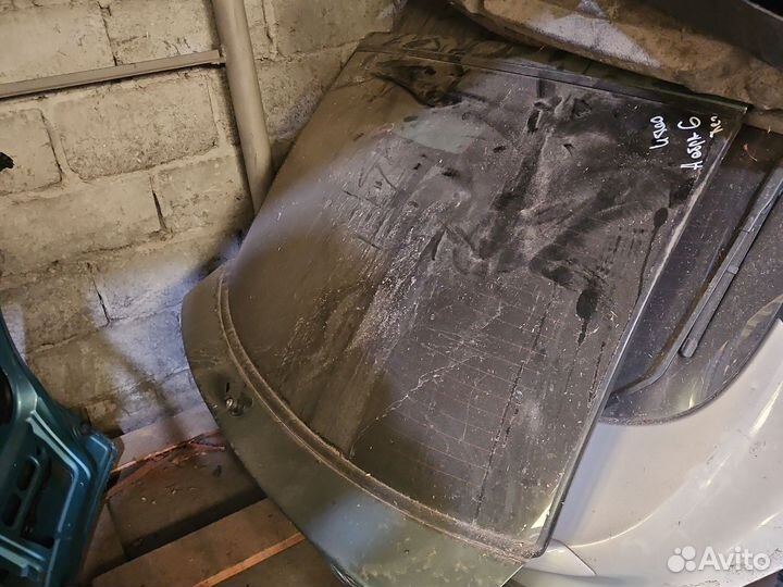 Опель астра ж 98-05г стекло в крышку багажника