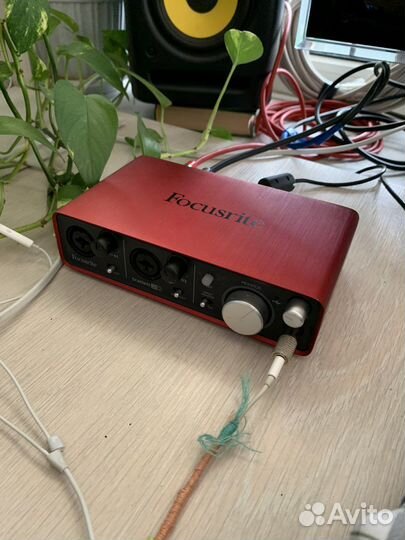 Focusrite scarlett 2i2