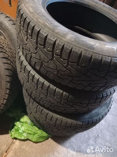 Pirelli P Zero Nero 185/65 R15