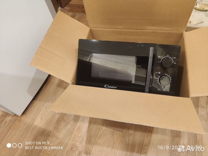 Микроволновая печь candy новая