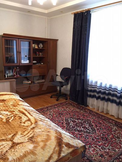 4-к. квартира, 100 м², 1/5 эт.