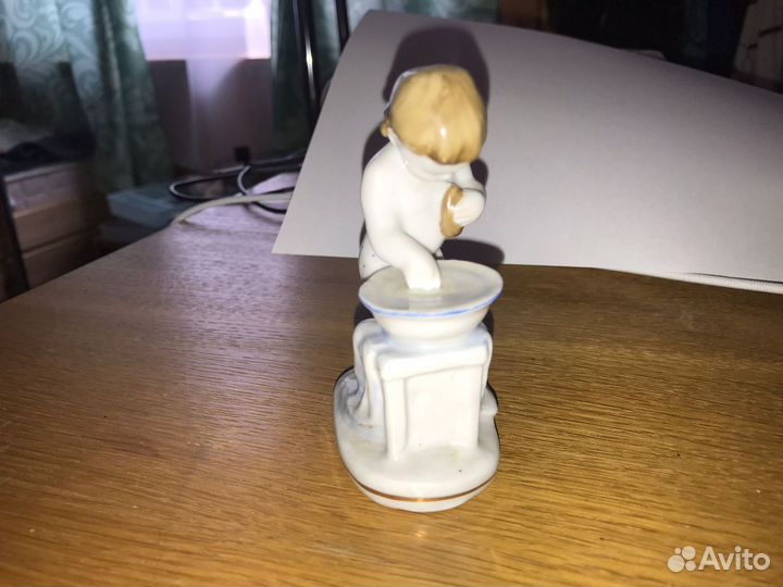 Девочка и тазик фигурка лфз