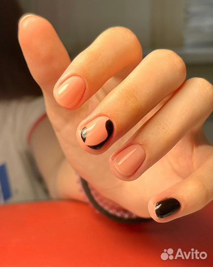 Маникюр/ педикюр