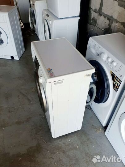 Стиральная машина узкая LG б/у