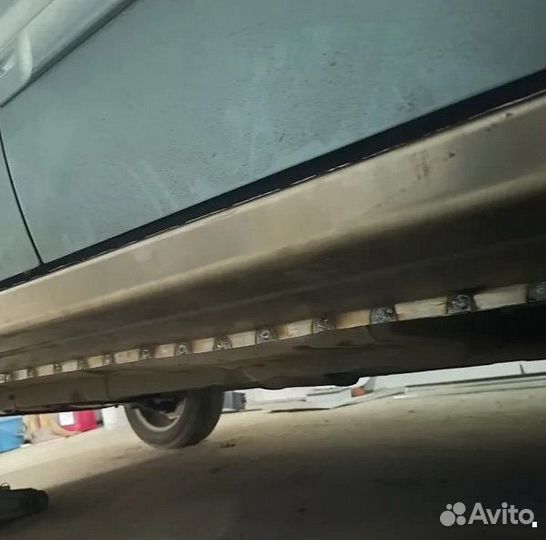Пороги для Toyota Vitz
