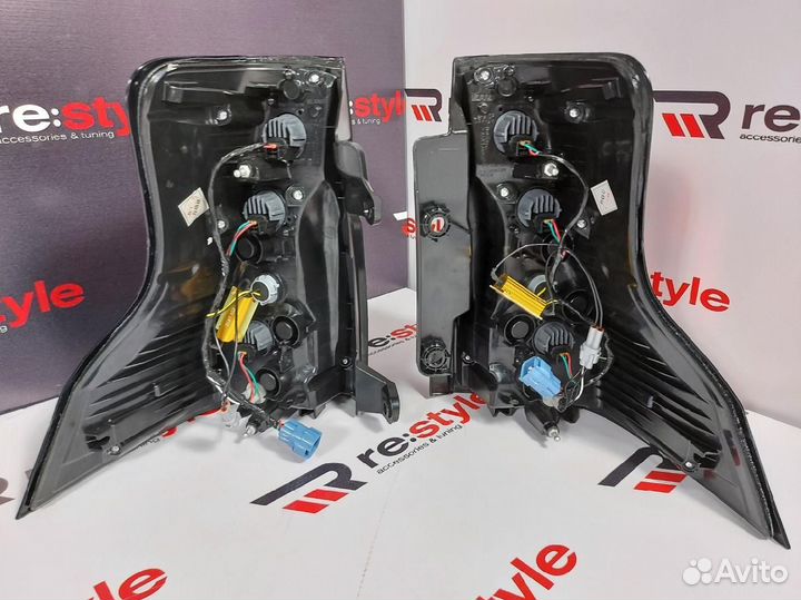 Фонари задние Toyota Land Cruiser Prado 150