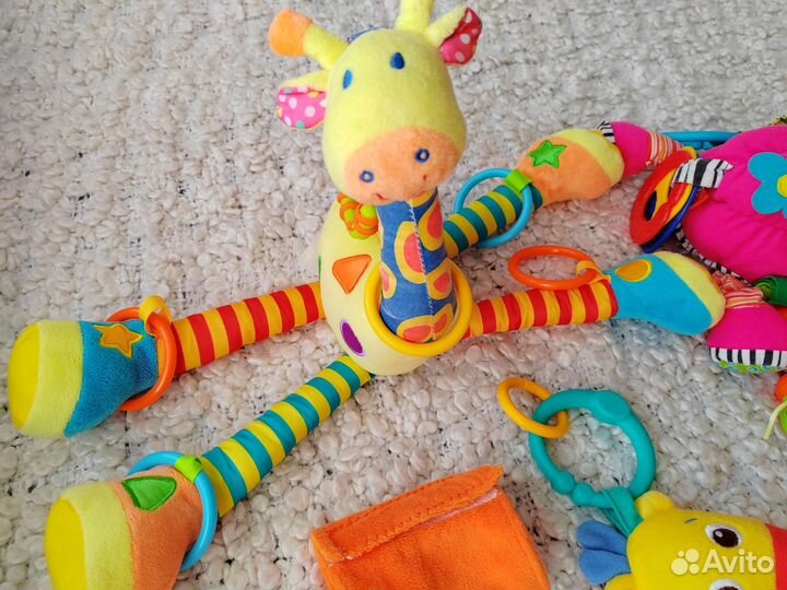 Игрушки Tiny love пакетом