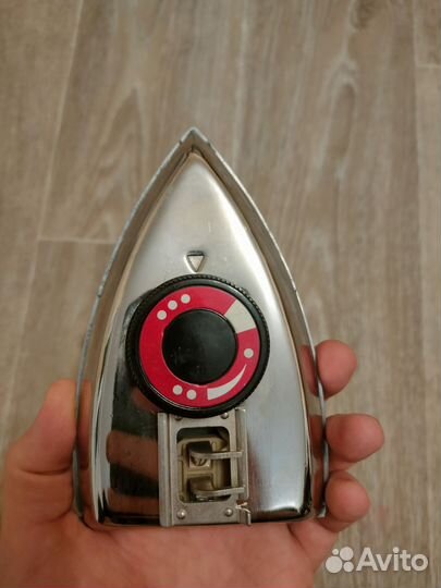 Дорожный малогабаритный утюг Харьков, СССР